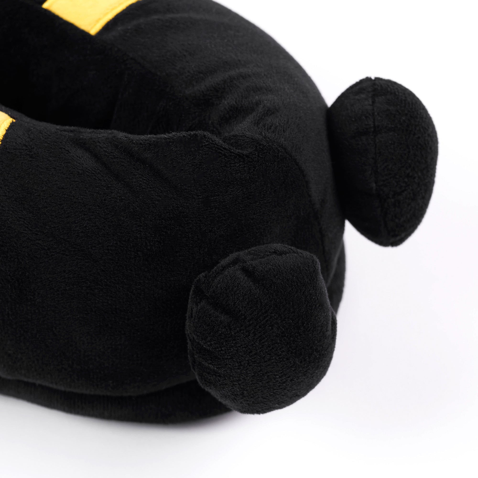 VANOSS® LIMITED RUN | PLUSHIE SLIPPER